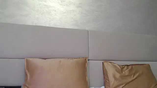 MiaRie online show from November 2025 03:55:02 PM