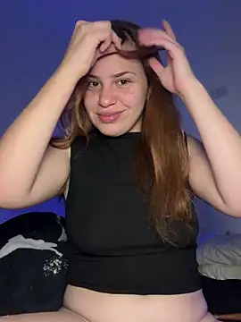 Snapshot of AgnesCampp chatting on September 2025 05:12:02 PM AgnesCampp online show from September 2025 05:12:02 PM