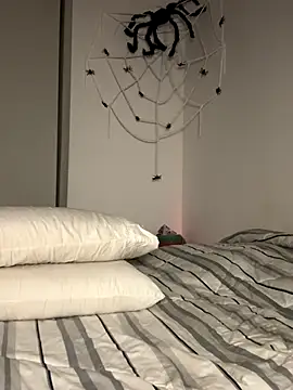 Snapshot of AgnesCampp chatting on October 2025 09:26:02 PM AgnesCampp online show from October 2025 09:26:02 PM