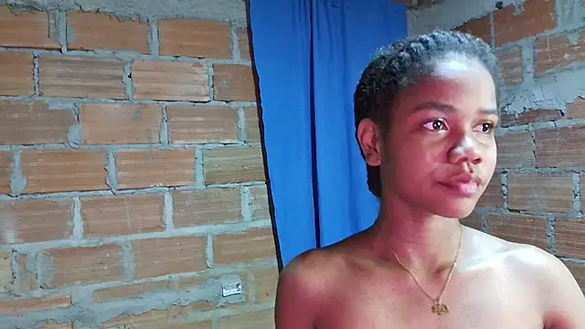 Snapshot of Luciia_cute chatting on November 2025 08:55:01 PM Luciia cute online show from November 2025 08:55:01 PM