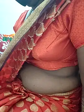 Snapshot of Priya_Next chatting on September 2025 04:23:02 AM Priya Next online show from September 2025 04:23:02 AM