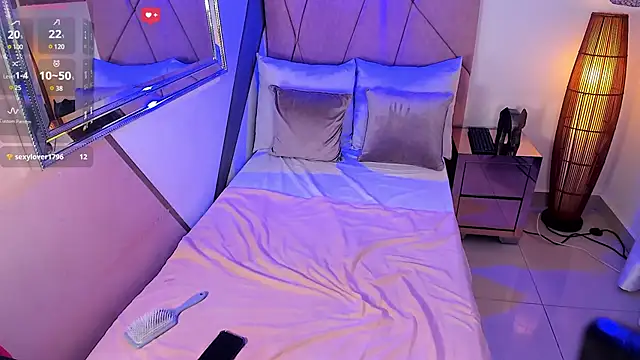 Snapshot of ela_beli chatting on December 2024 06:44:01 AM ela beli online show from December 2024 06:44:01 AM