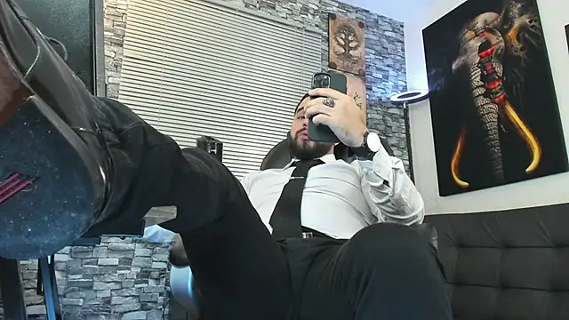 Ethan Castellano online show from June 2026 10:01:02 PM