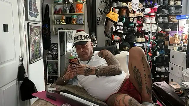 joeytatts66 online show from February 2026 02:53:02 AM