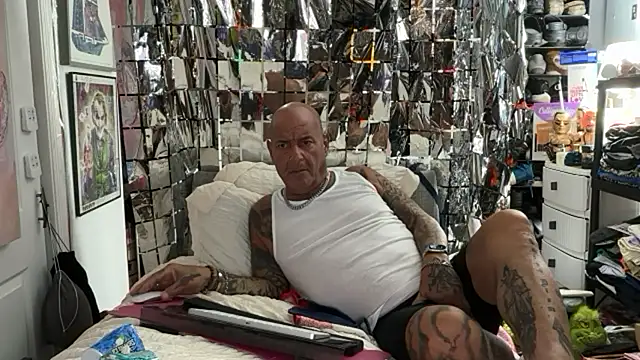 Snapshot of joeytatts66 chatting on May 2026 03:02:02 AM joeytatts66 online show from May 2026 03:02:02 AM