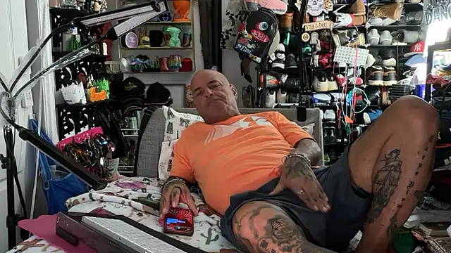 Snapshot of joeytatts66 chatting on July 2026 02:24:01 AM joeytatts66 online show from July 2026 02:24:01 AM