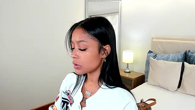 Snapshot of natali_henao chatting on September 2025 04:29:02 PM natali henao online show from September 2025 04:29:02 PM