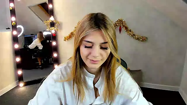 Cherry Price online show from January 2025 12:38:02 AM