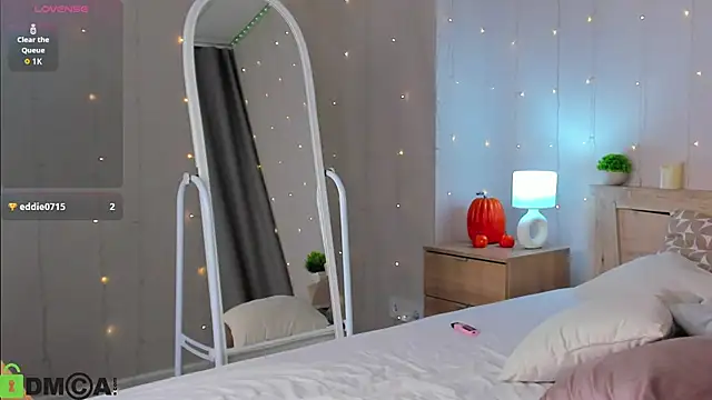 Cherry Price online show from November 2025 10:25:01 PM