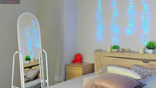 Cherry Price online show from May 2026 11:13:02 PM