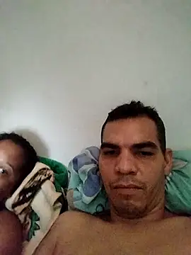 Snapshot of Elvisjrosales chatting on October 2025 08:18:02 PM Elvisjrosales online show from October 2025 08:18:02 PM