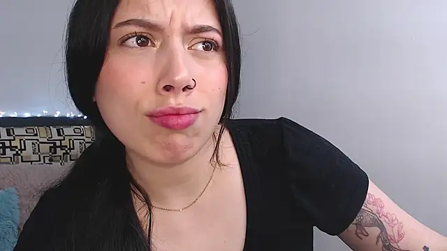 iam emy online show from October 2025 01:09:01 AM