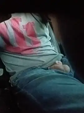 Spunwhiteboy1992 online show from May 2026 10:54:01 AM