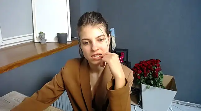 Snapshot of felicity_gold chatting on February 2025 10:38:02 AM felicity gold online show from February 2025 10:38:02 AM