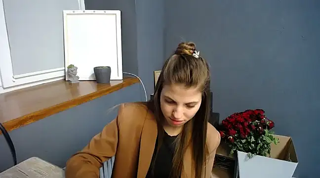 Snapshot of felicity_gold chatting on February 2025 10:37:02 AM felicity gold online show from February 2025 10:37:02 AM