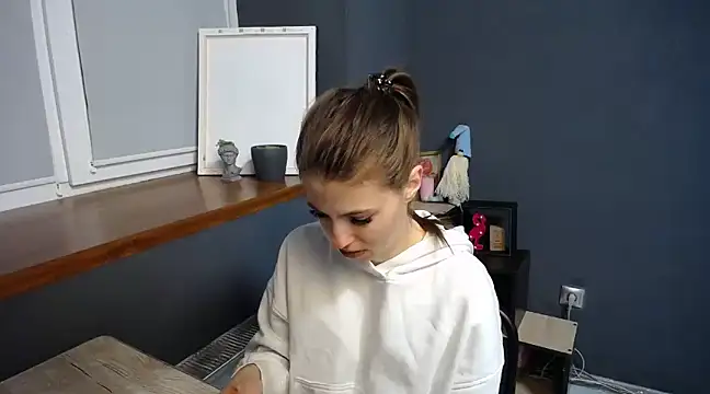 Snapshot of felicity_gold chatting on March 2025 07:37:01 AM felicity gold online show from March 2025 07:37:01 AM