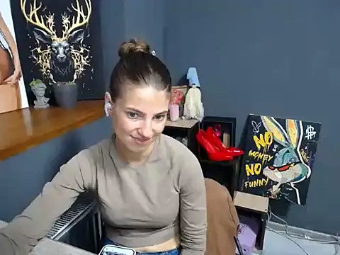 Snapshot of felicity_gold chatting on September 2025 06:26:02 AM felicity gold online show from September 2025 06:26:02 AM