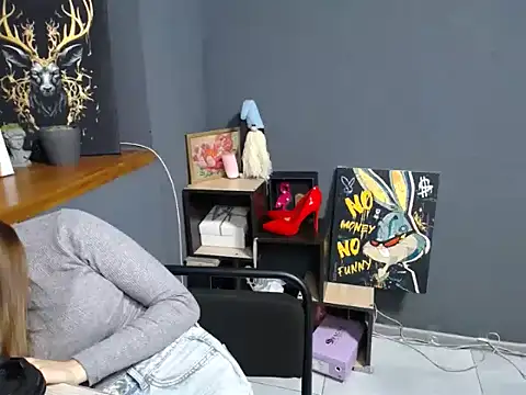 Snapshot of felicity_gold chatting on October 2025 06:13:02 AM felicity gold online show from October 2025 06:13:02 AM