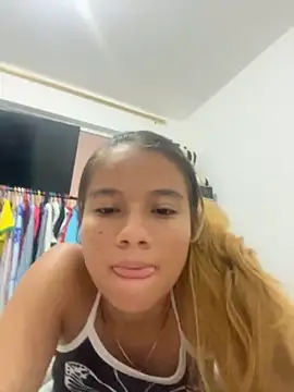 Snapshot of Naomi991 chatting on October 2025 06:08:02 PM Naomi991 online show from October 2025 06:08:02 PM