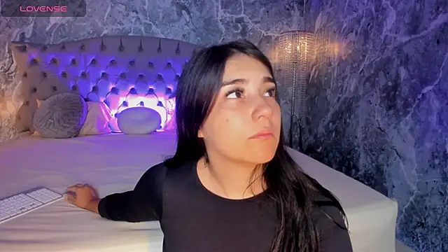 Belliinda 21 online show from September 2025 06:57:01 PM