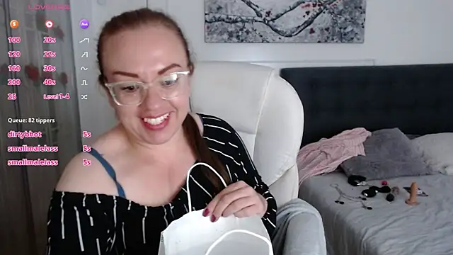Snapshot of Tania_Goddess_ chatting on January 2025 01:15:01 AM Tania Goddess online show from January 2025 01:15:01 AM