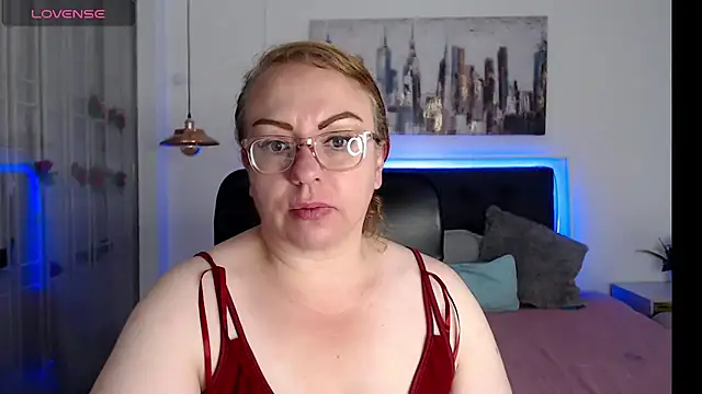 Snapshot of Tania_Goddess_ chatting on October 2025 01:31:02 PM Tania Goddess online show from October 2025 01:31:02 PM