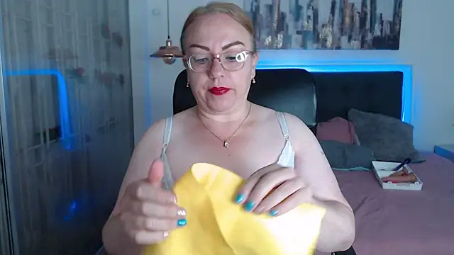 Tania Goddess  online show from October 2025 01:42:02 PM
