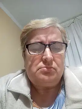 Snapshot of Sonya5156 chatting on January 2025 04:00:02 PM Sonya5156 online show from January 2025 04:00:02 PM