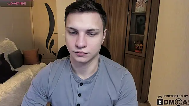 handsome guy01 online show from November 2025 08:25:01 AM