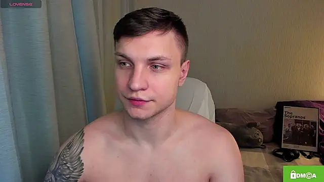 handsome guy01 online show from May 2026 05:29:02 PM