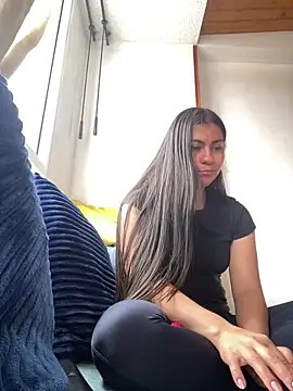 Snapshot of LorenaAmerica chatting on December 2024 06:08:01 PM LorenaAmerica online show from December 2024 06:08:01 PM