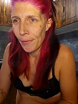 Lenchen  online show from May 2026 07:33:02 PM