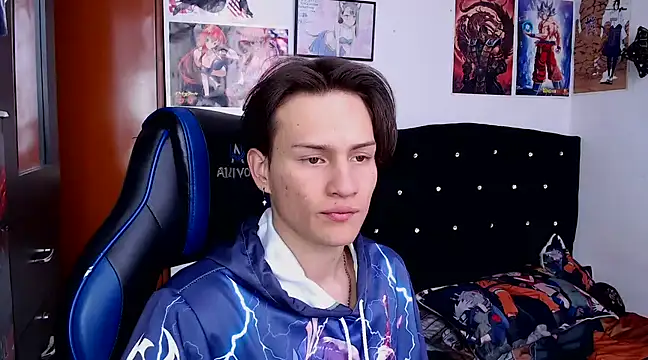 Snapshot of sr_jaeger chatting on March 2025 06:11:01 PM sr jaeger online show from March 2025 06:11:01 PM