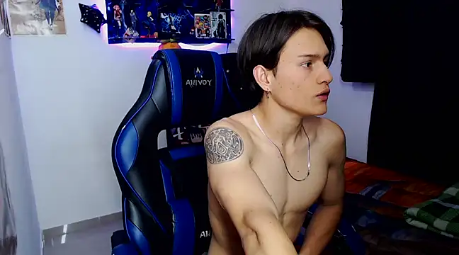 Snapshot of sr_jaeger chatting on March 2025 07:04:01 PM sr jaeger online show from March 2025 07:04:01 PM