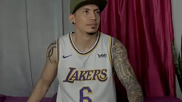 Alex motta online show from December 2024 11:38:02 PM