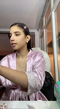 Snapshot of Praga_Pink chatting on January 2025 12:52:02 AM Praga Pink online show from January 2025 12:52:02 AM