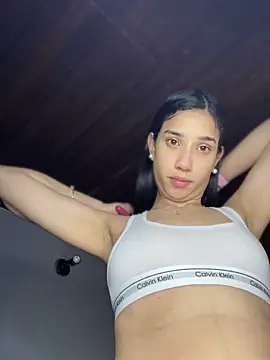 Snapshot of Praga_Pink chatting on October 2025 11:08:02 AM Praga Pink online show from October 2025 11:08:02 AM