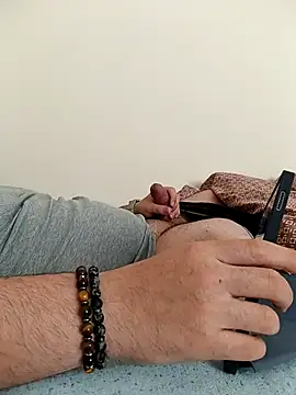 Snapshot of cshn001 chatting on February 2026 11:30:01 AM cshn001 online show from February 2026 11:30:01 AM