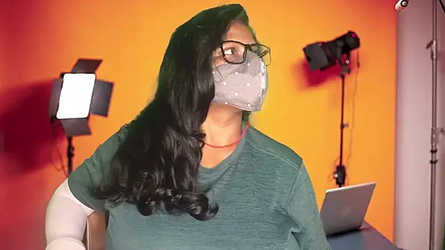 Snapshot of mamoni91 chatting on September 2025 02:48:01 AM mamoni91 online show from September 2025 02:48:01 AM