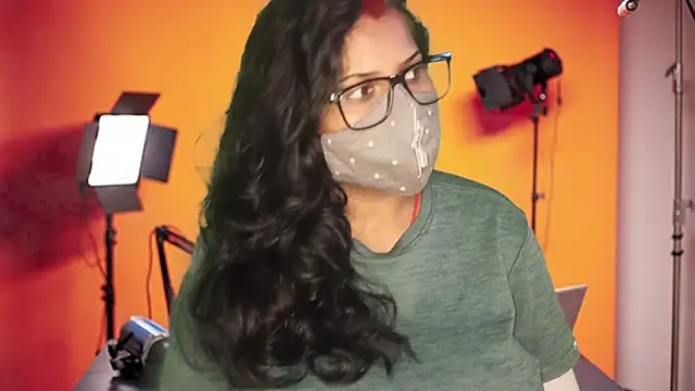 Snapshot of mamoni91 chatting on December 2025 04:00:02 AM mamoni91 online show from December 2025 04:00:02 AM