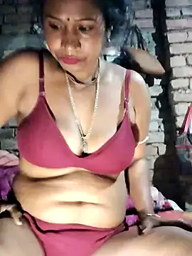 Snapshot of Hotty-dola chatting on January 2025 04:11:02 AM Hotty-dola online show from January 2025 04:11:02 AM