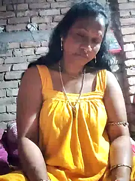 Snapshot of Hotty-dola chatting on February 2025 04:21:01 AM Hotty-dola online show from February 2025 04:21:01 AM