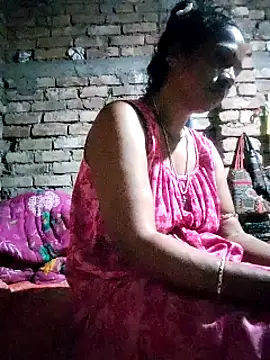 Snapshot of Hotty-dola chatting on February 2025 04:39:01 AM Hotty-dola online show from February 2025 04:39:01 AM