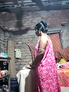 Snapshot of Hotty-dola chatting on March 2025 01:08:02 PM Hotty-dola online show from March 2025 01:08:02 PM