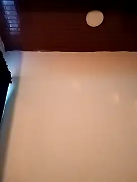 Snapshot of Axel11Luna chatting on April 2026 10:21:02 PM Axel11Luna online show from April 2026 10:21:02 PM