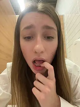 Snapshot of Lia__Love chatting on December 2024 04:16:01 PM Lia Love online show from December 2024 04:16:01 PM