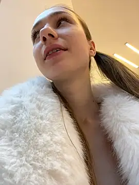 Snapshot of Lia__Love chatting on January 2025 10:08:01 AM Lia Love online show from January 2025 10:08:01 AM