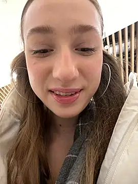 Snapshot of Lia__Love chatting on February 2025 01:06:01 PM Lia Love online show from February 2025 01:06:01 PM