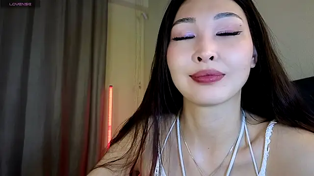 Snapshot of honey_yani chatting on May 2026 10:41:02 PM honey yani online show from May 2026 10:41:02 PM