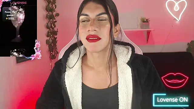 Snapshot of Tefy_bratz chatting on January 2025 12:23:01 PM Tefy bratz online show from January 2025 12:23:01 PM